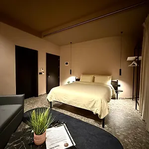 rex-boutique.albaniahotels.org/